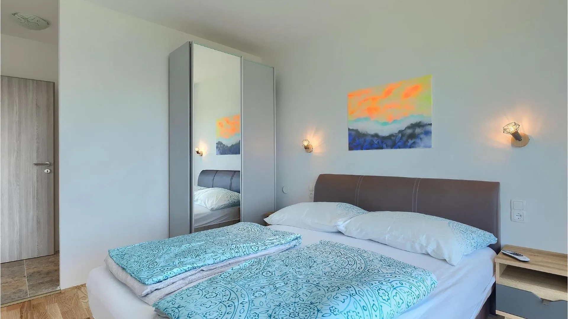 Holiday home Villa Tata Ravni
