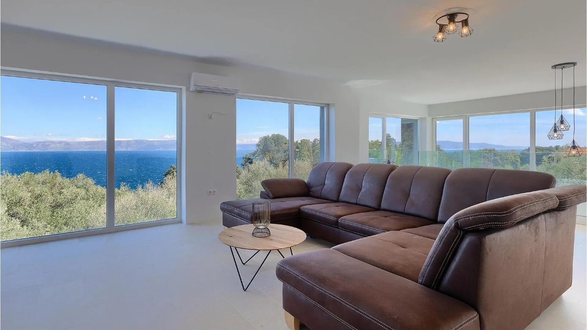 Holiday home Villa Tata Ravni