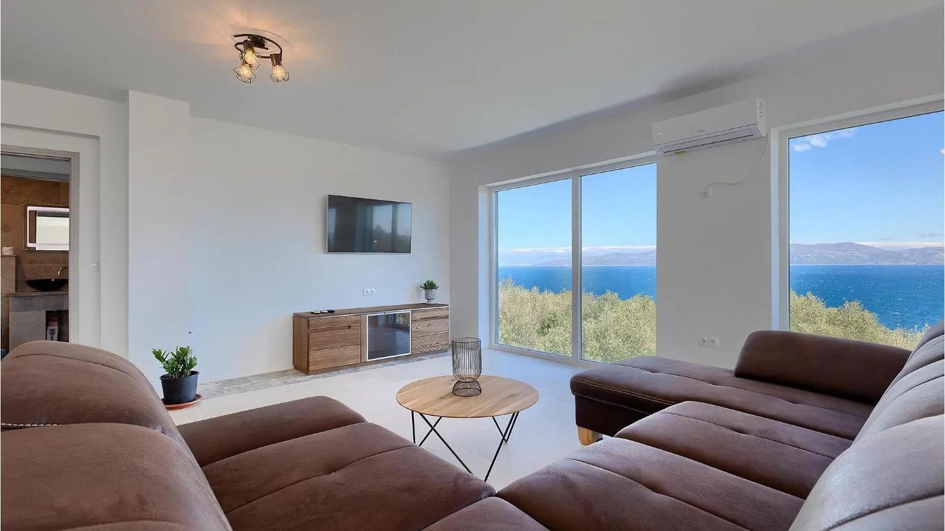 Villa Tata Ravni Holiday home