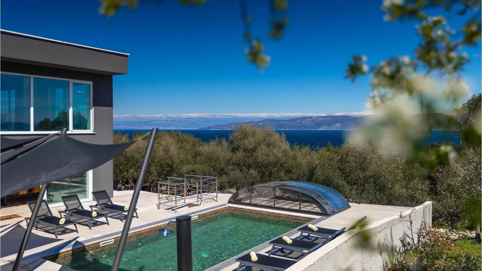 Villa Tata Ravni Croatia