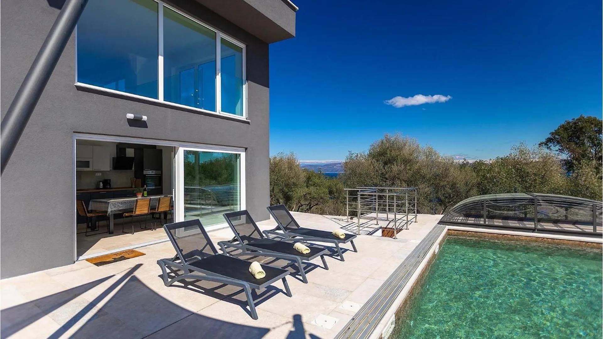 Villa Tata Ravni Croatia